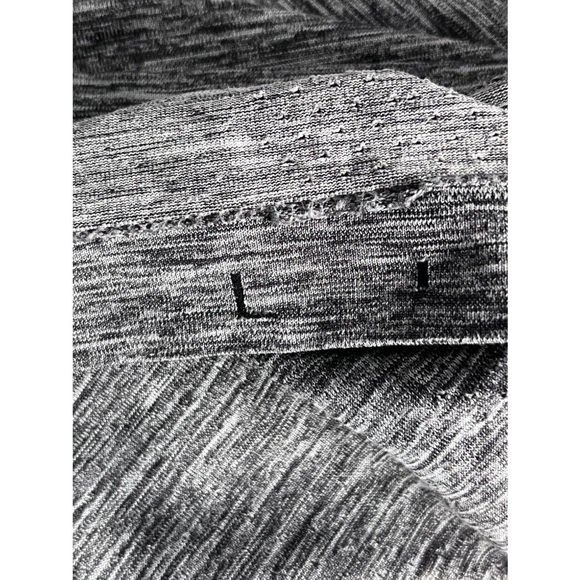 LULULEMON Mens Metal Vent Tech/Short Sleeve Lt Gray‎ Shirt Size M EUC - Picture 3 of 8